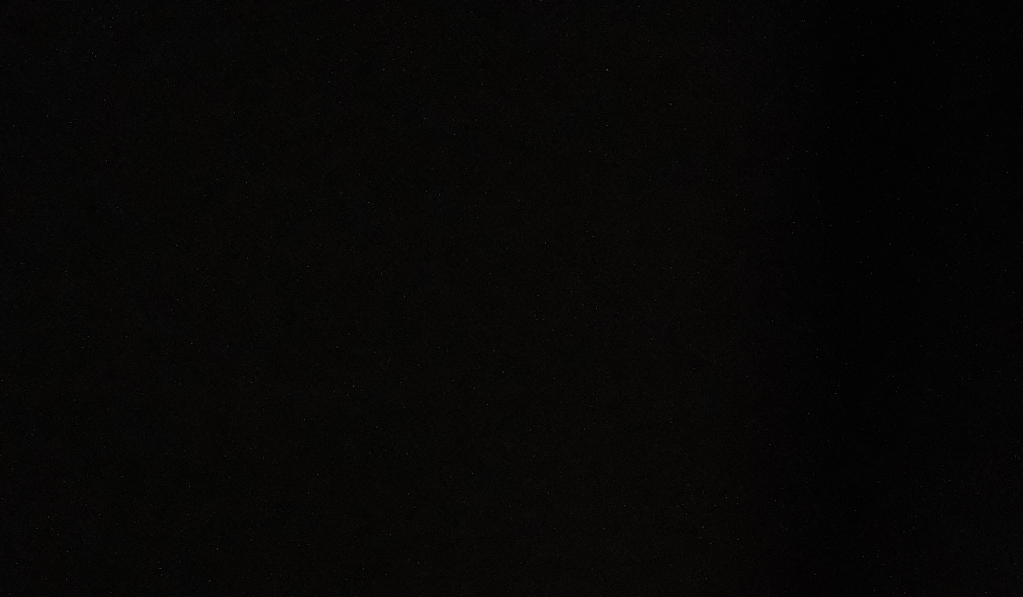 キャンドルを消した後の暗闇